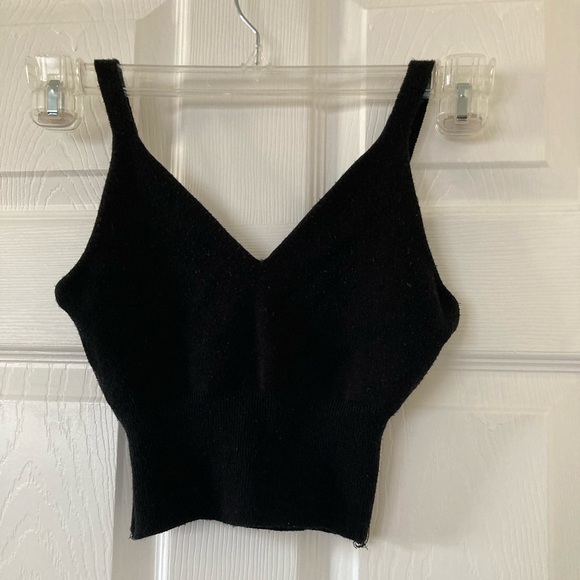 debut crop tank - Picture 2 of 7